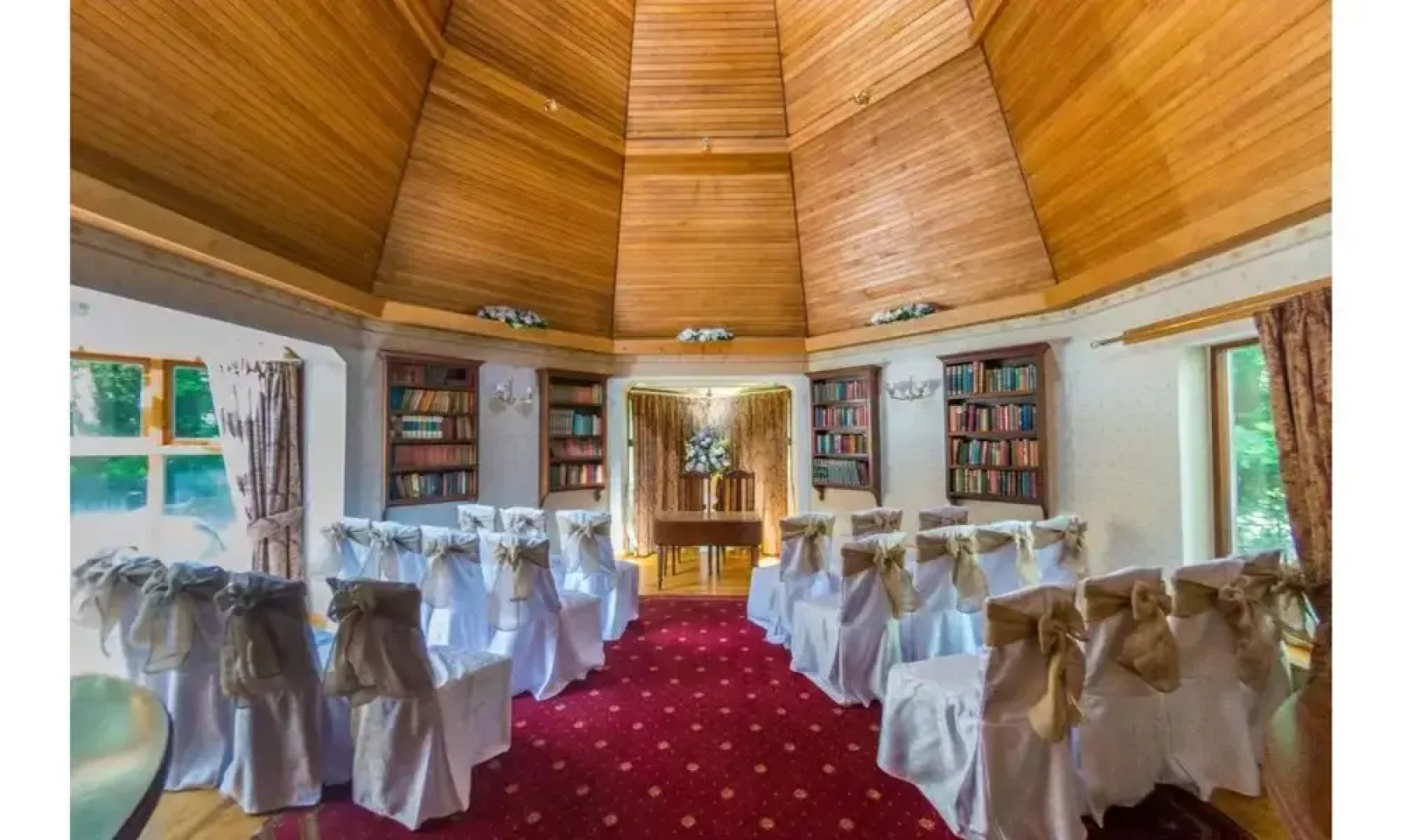 The Glen Yr Afon House Hotel