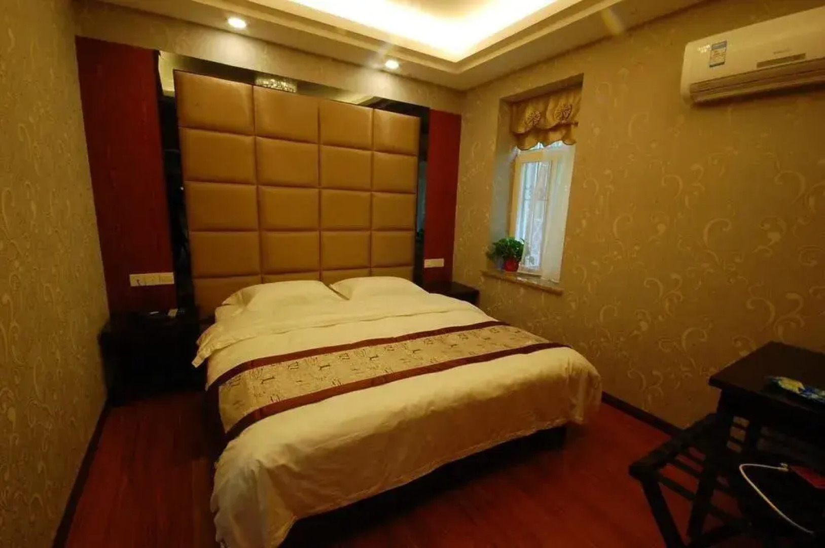 Lushan Garden Villa Hotel