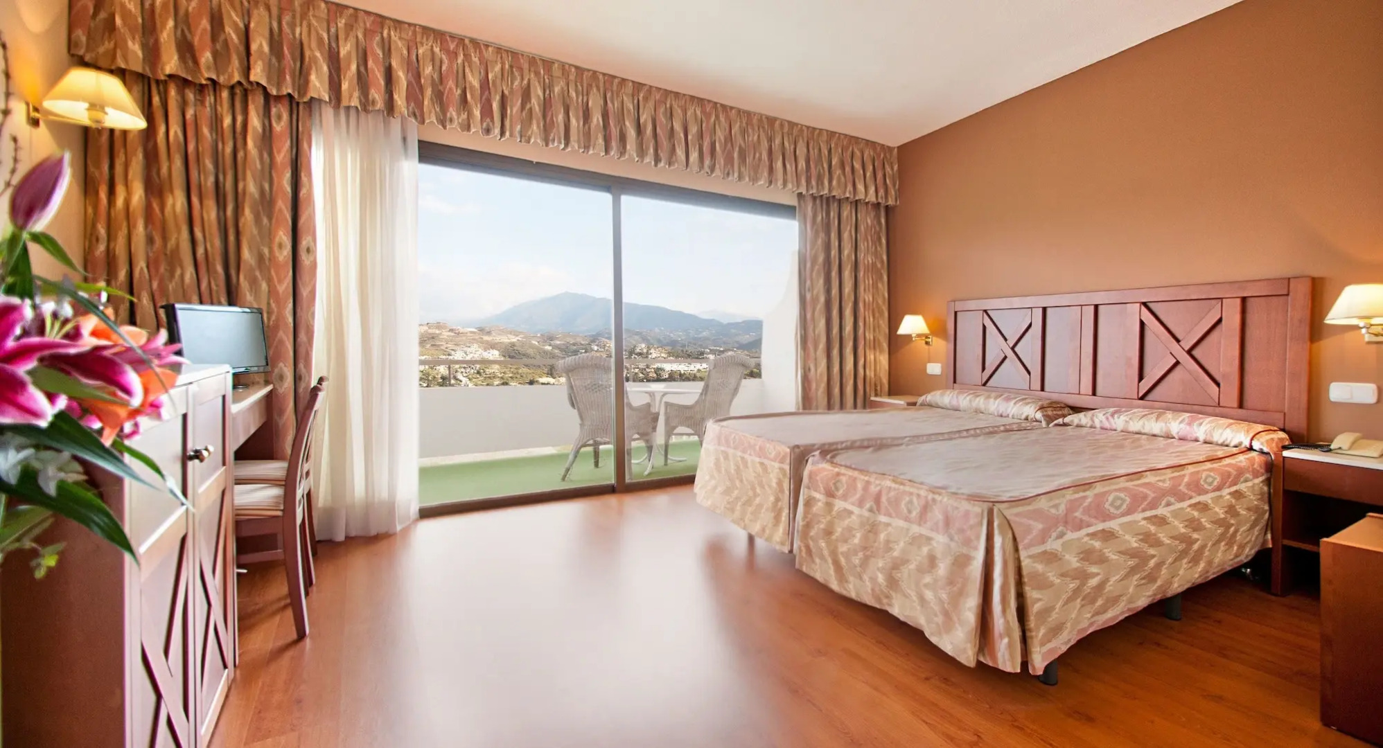 Отель TRH Paraiso