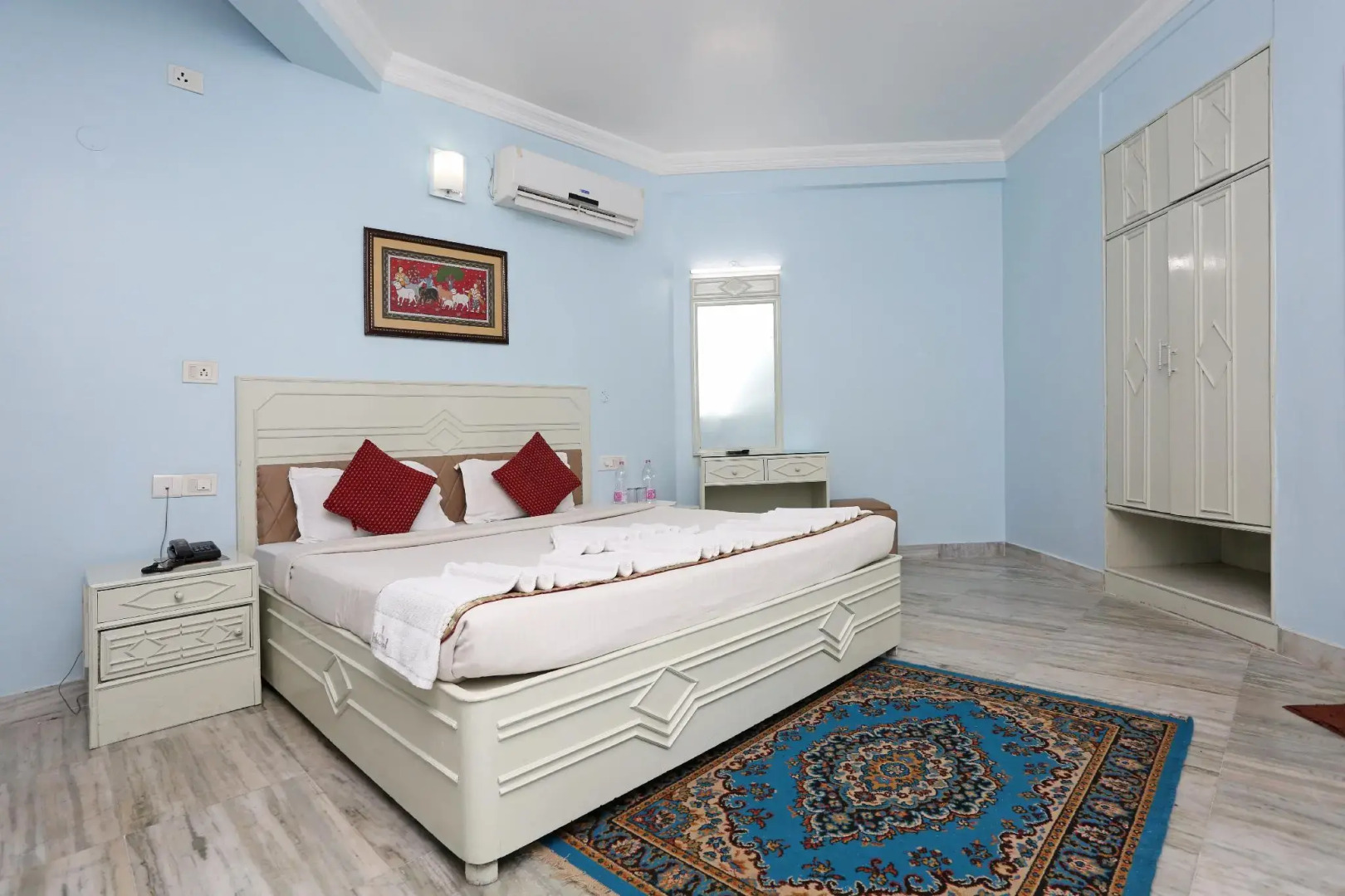 Hotel Niladri Premium