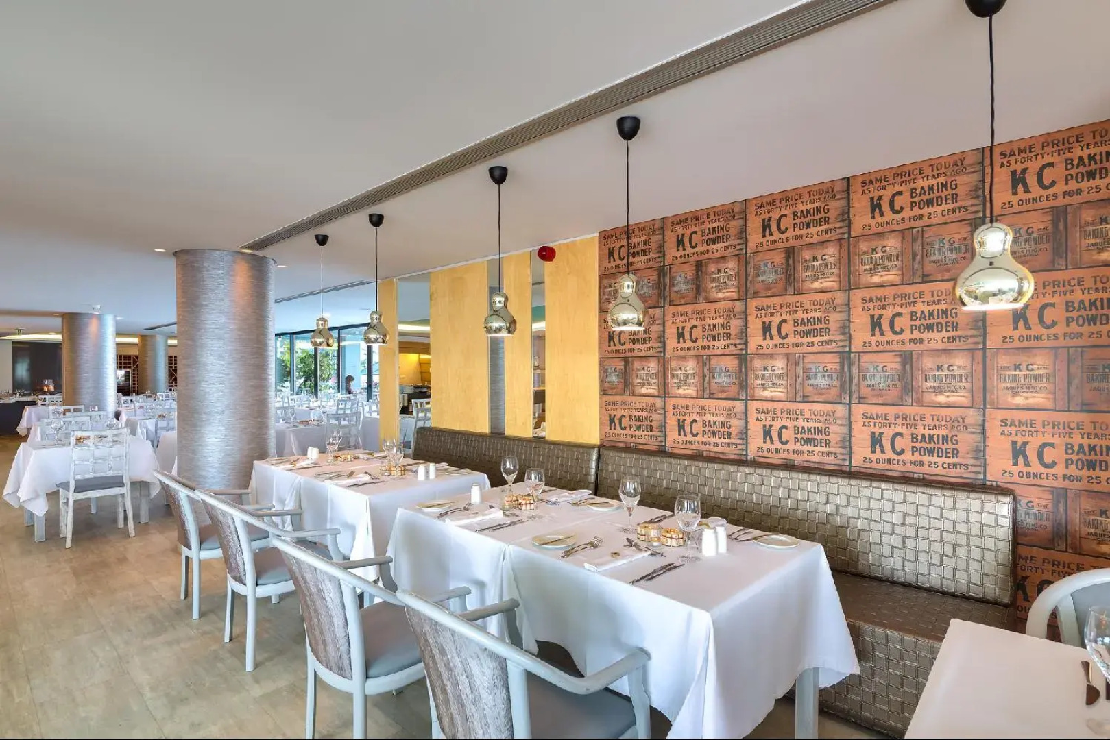 Four Views Monumental Lido