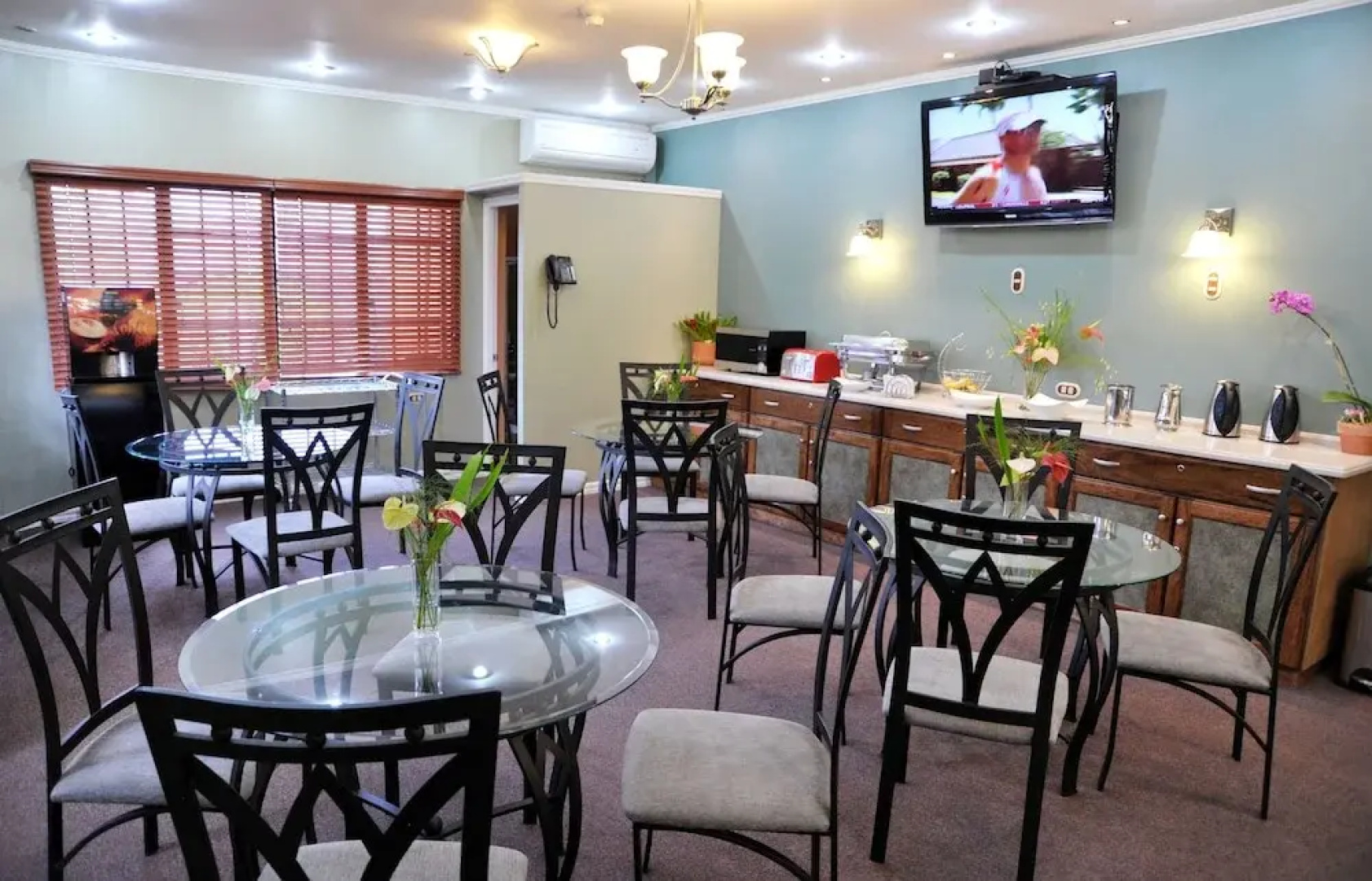 Culture Crossroads Inn