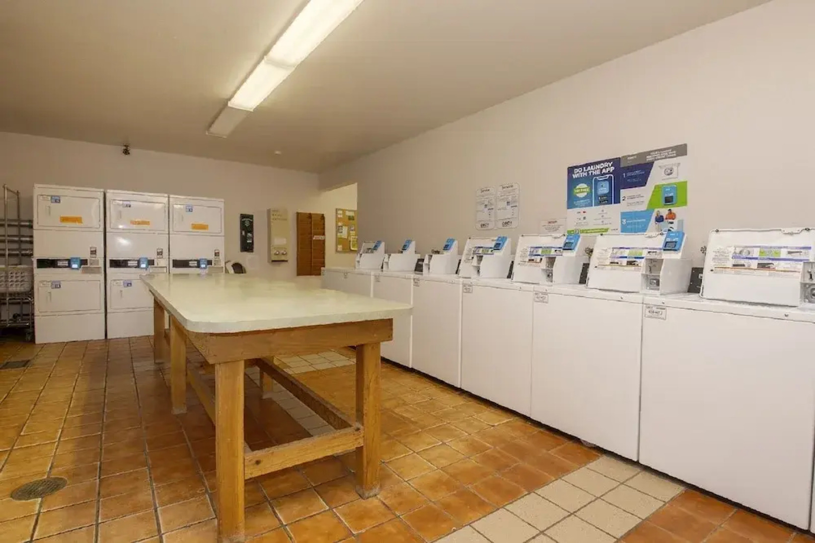 Meadow Ridge Court 27 Unit 6 2 Bedroom Condo by Redawning