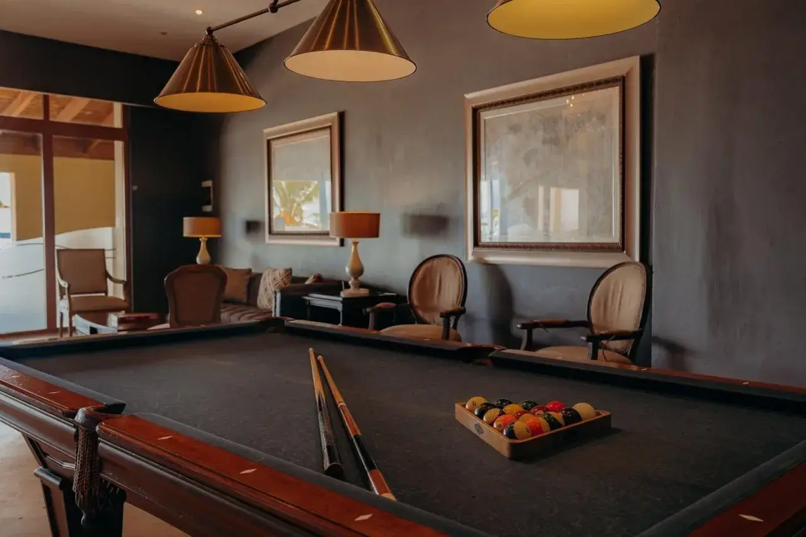 The Bannister Hotel & Yacht Club