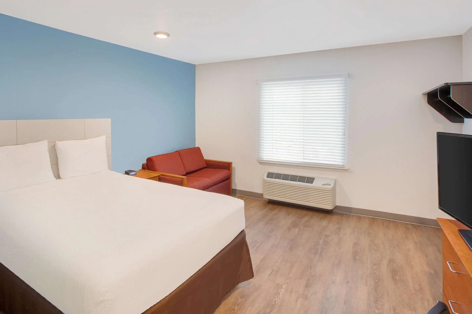 WoodSpring Suites Pharr