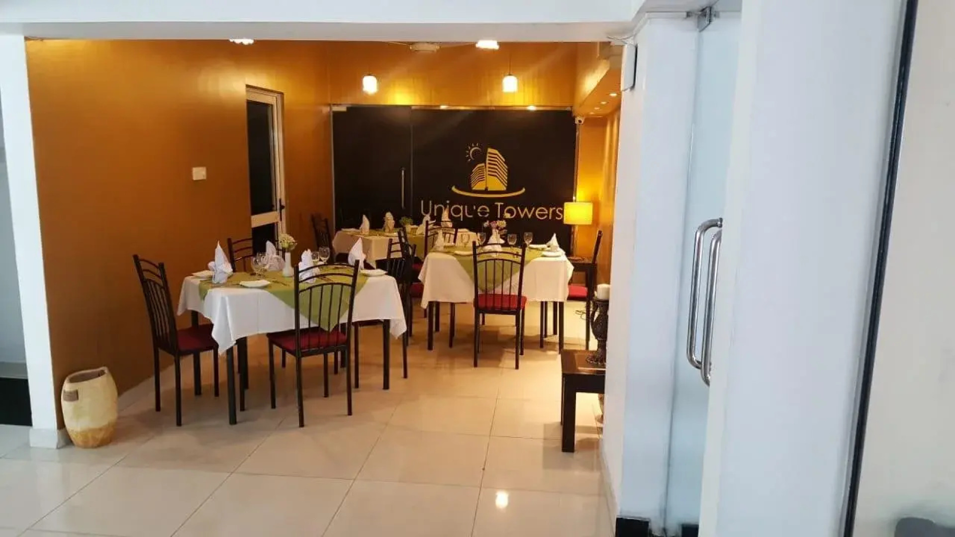 Unique Towers Luxury Boutique Suites