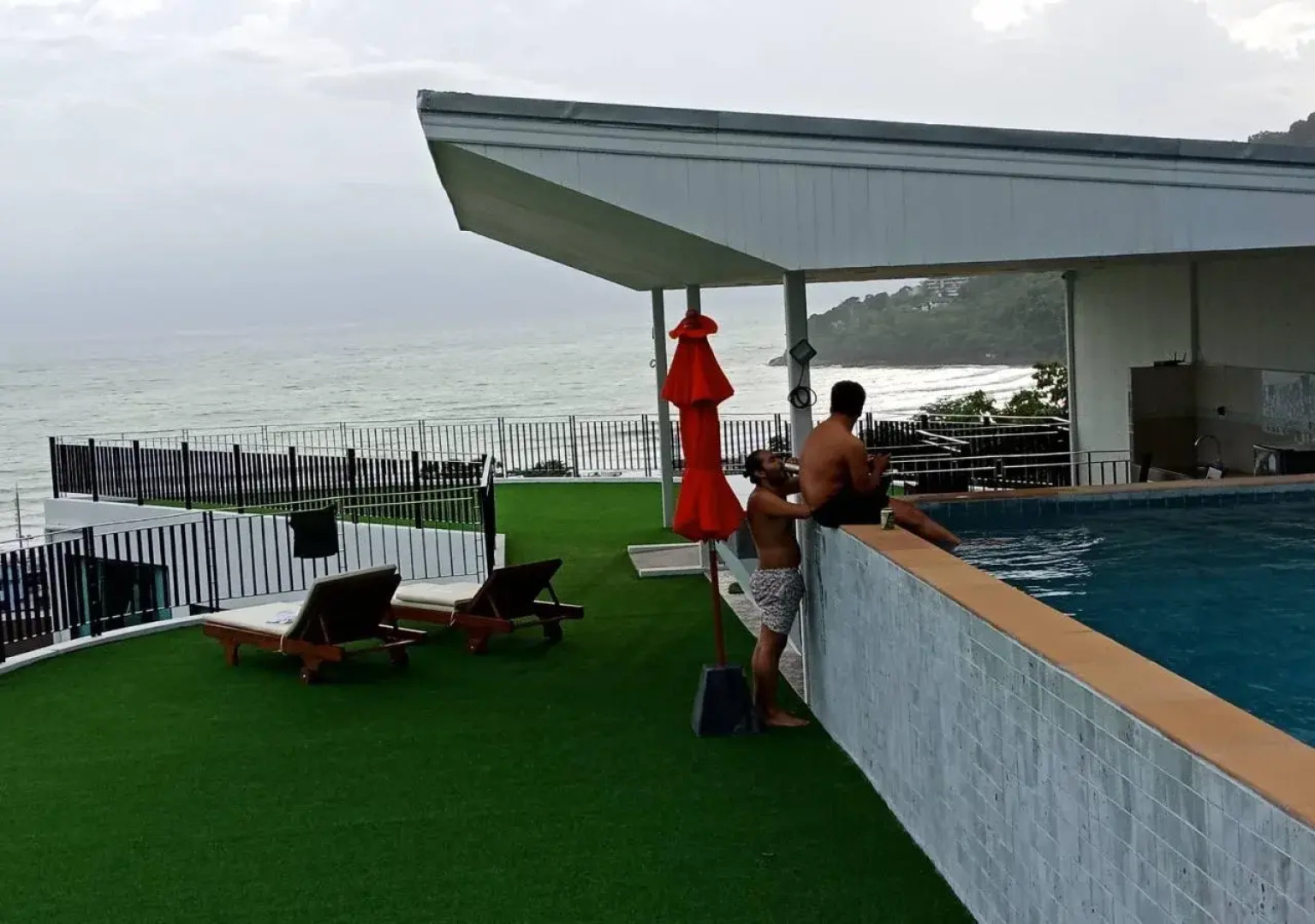 Rossarin Sea View Patong