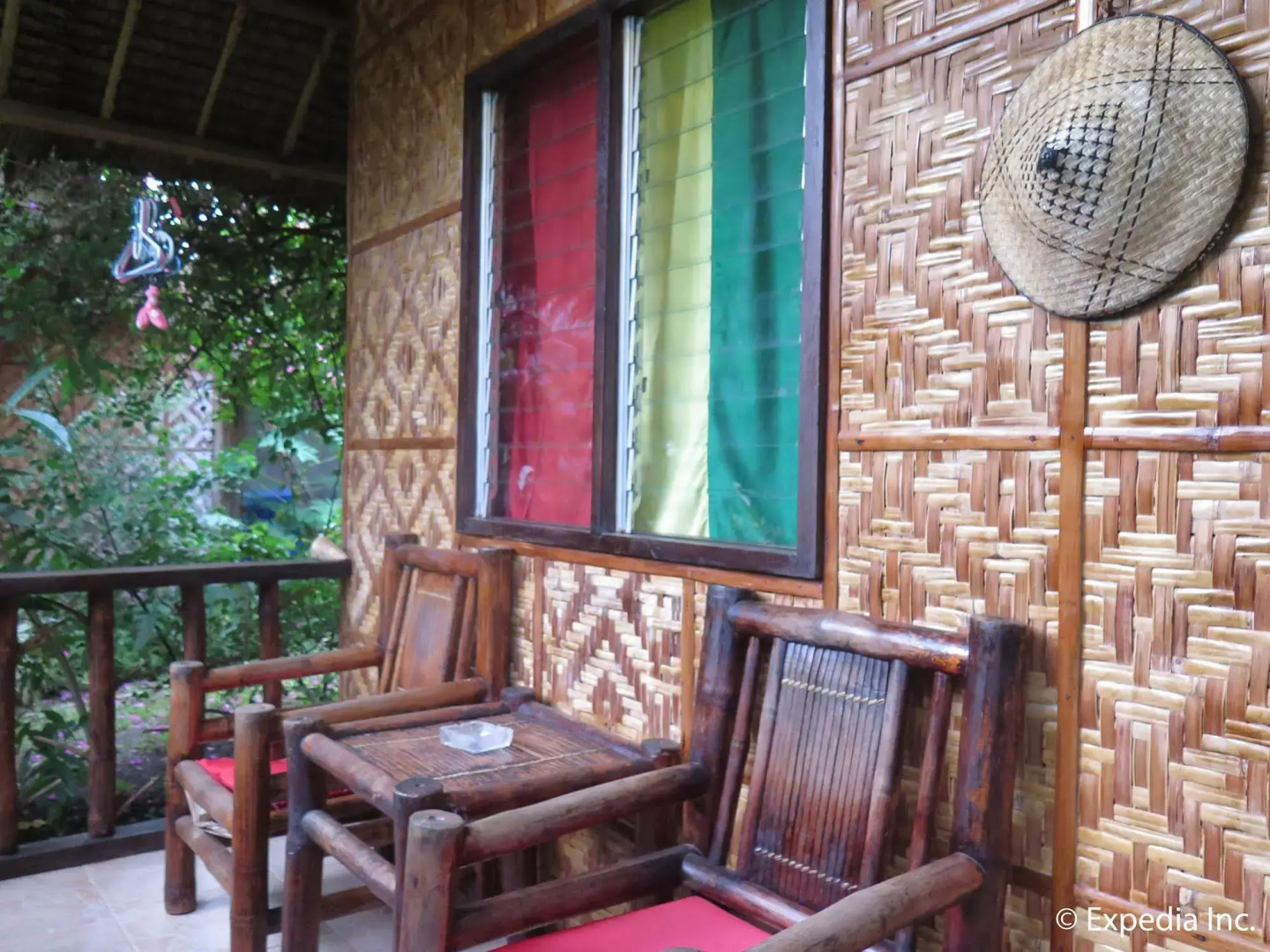 Mystic Divers Guesthouse