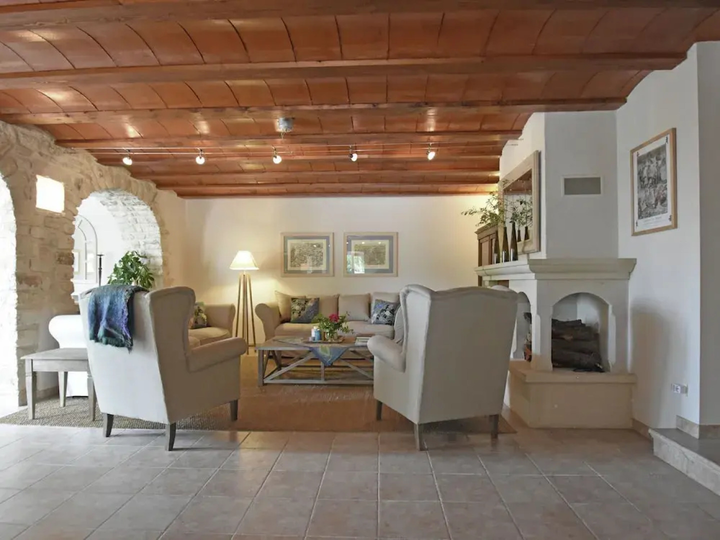 Luxury Mas With two Guest Houses and Private Pool With Stunning Views