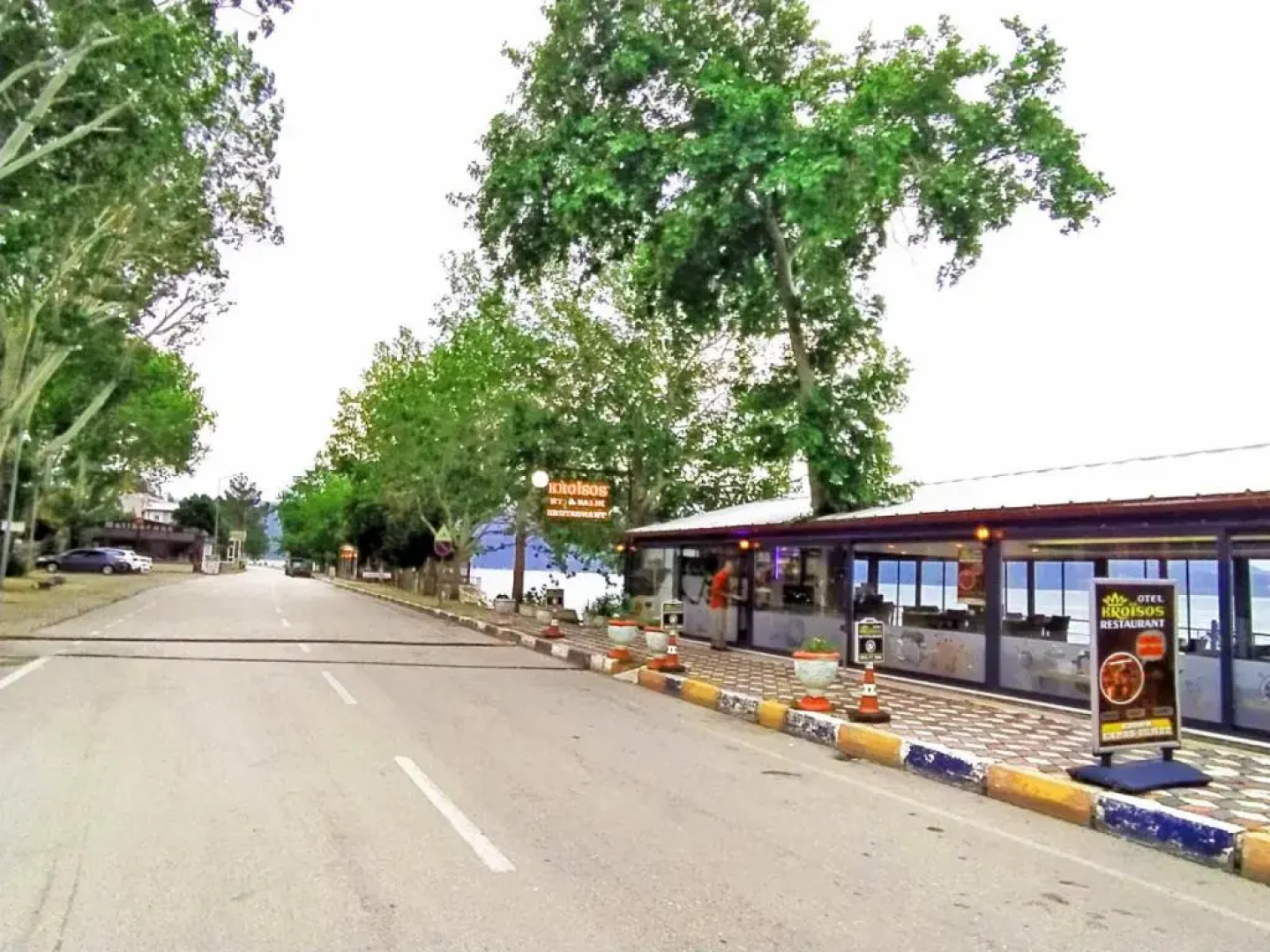 Kroisos Lake Resort Hotel