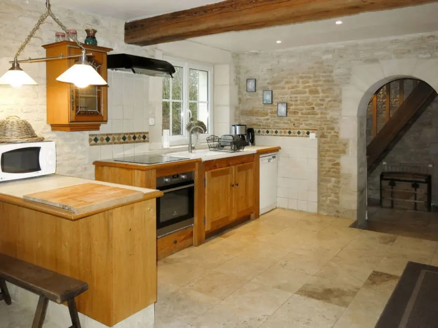 GiTE DE LEPINE (CBP600)