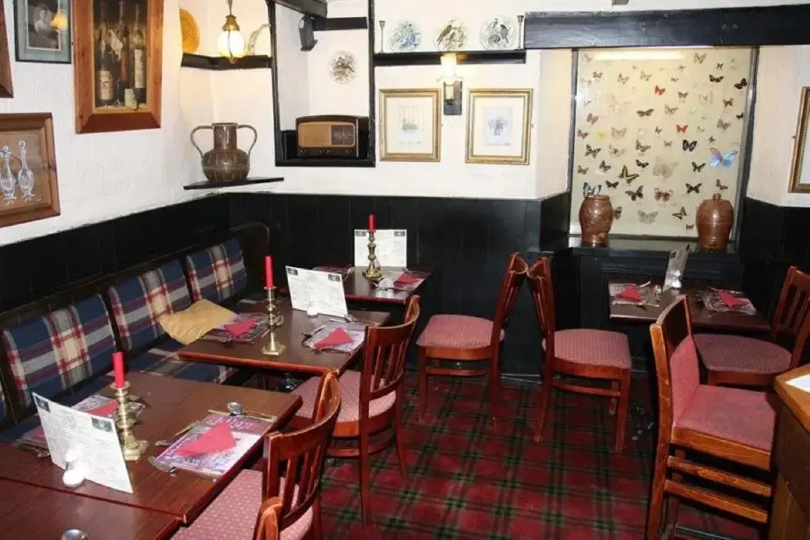 OYO Rose & Crown Hotel