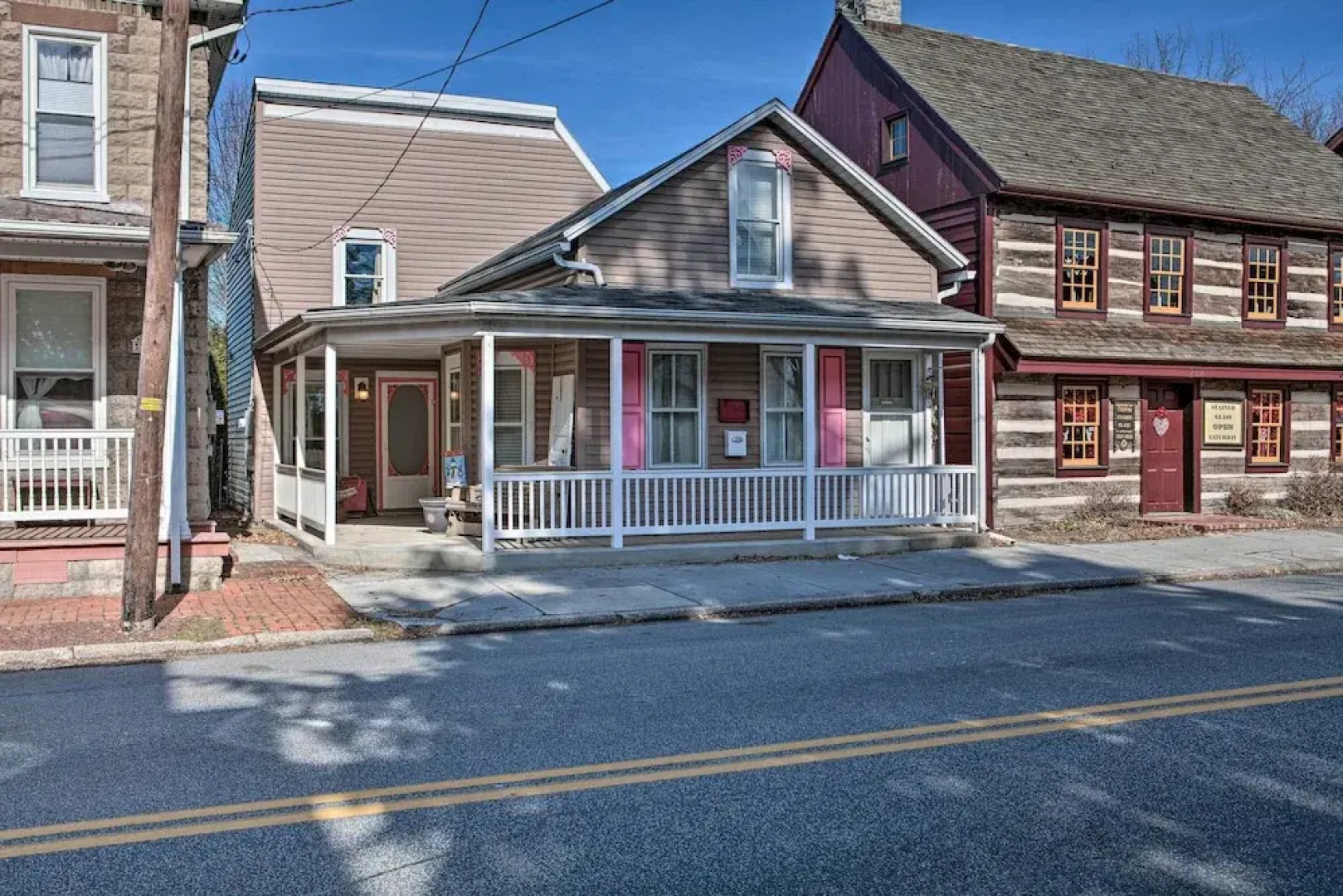 Central Hummelstown Apt: 4 Miles to Hershey Park!