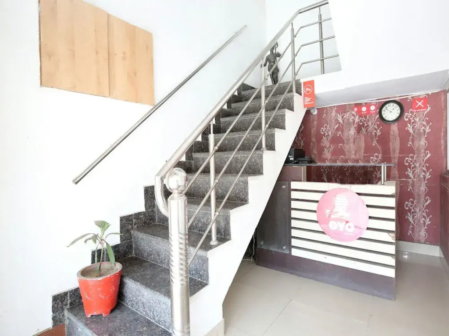 OYO 3390 Hotel Imperial