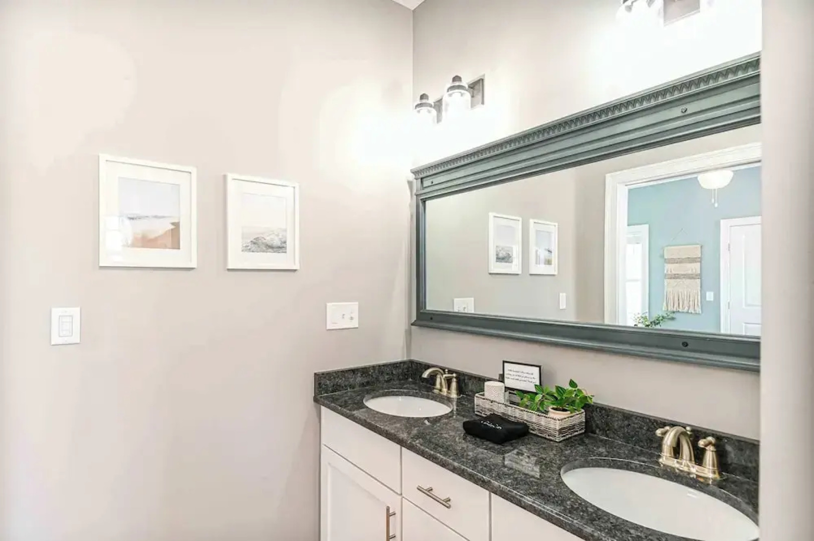 Maritime Meadows Charming Resort-style Home!