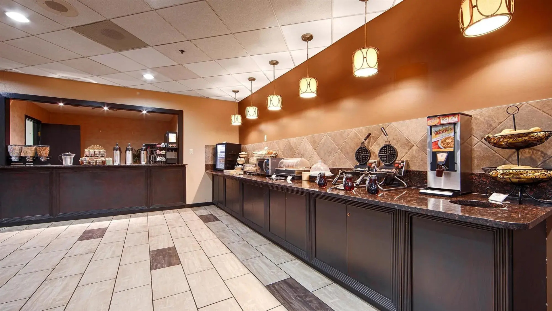 Best Western Plus The Charles Hotel