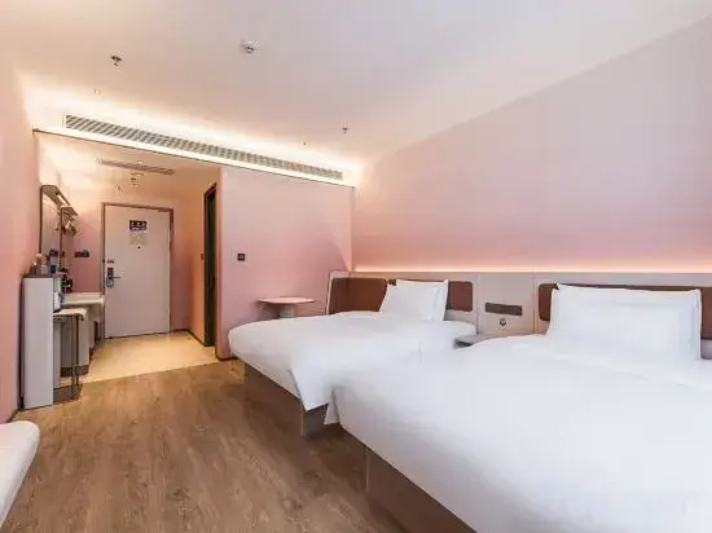 HanTing Hotel (Kashgar Maralbexi Museum)