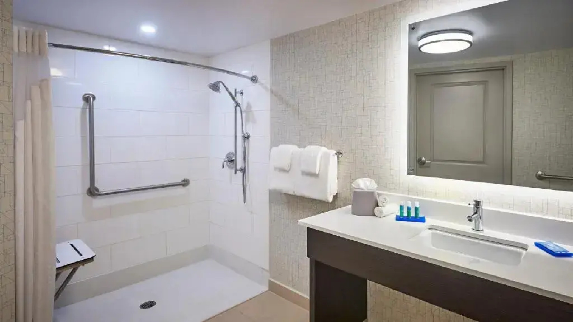 Travelodge Hotel Downtown Windsor