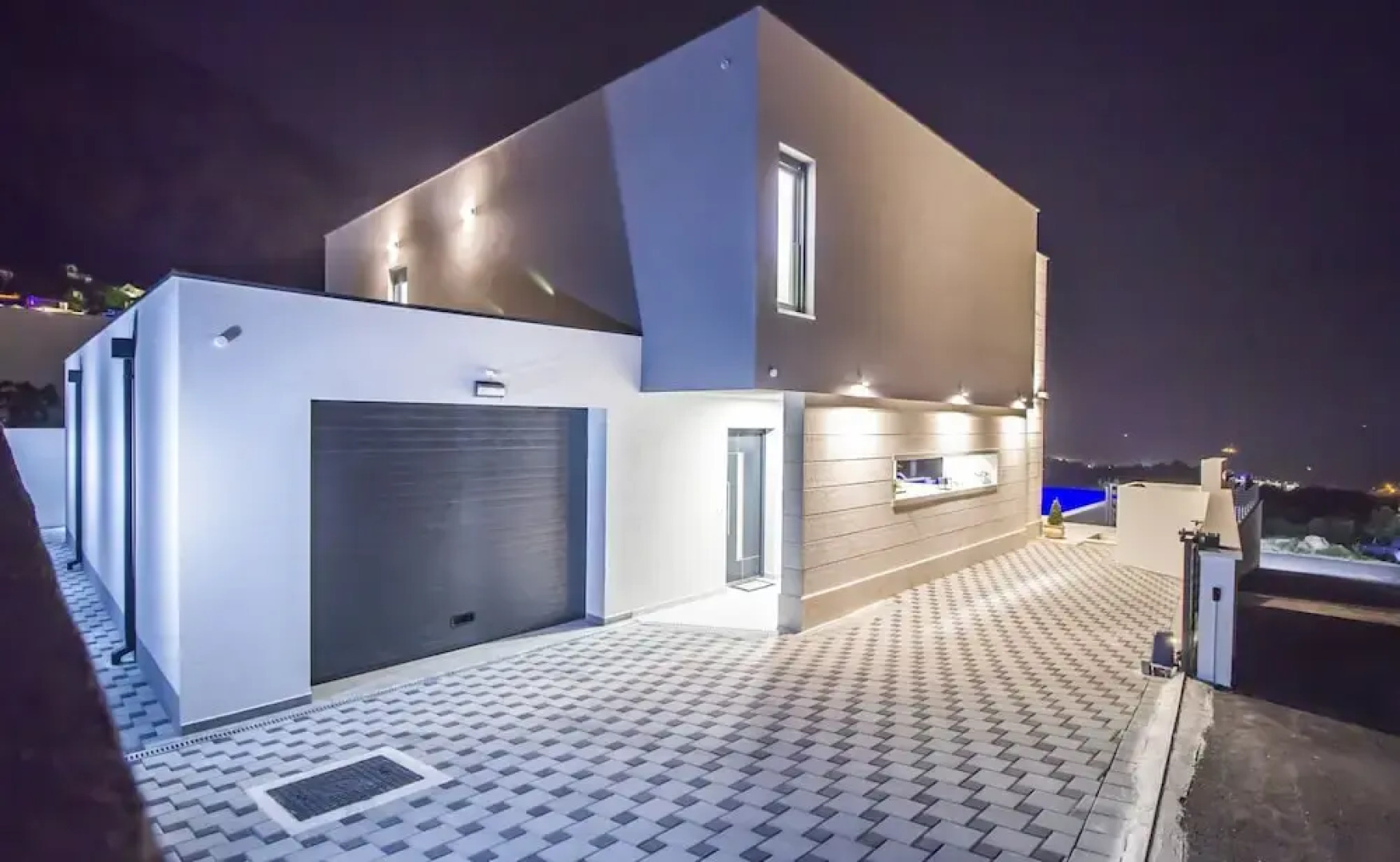 Luxury Villa High Hopes with Pool