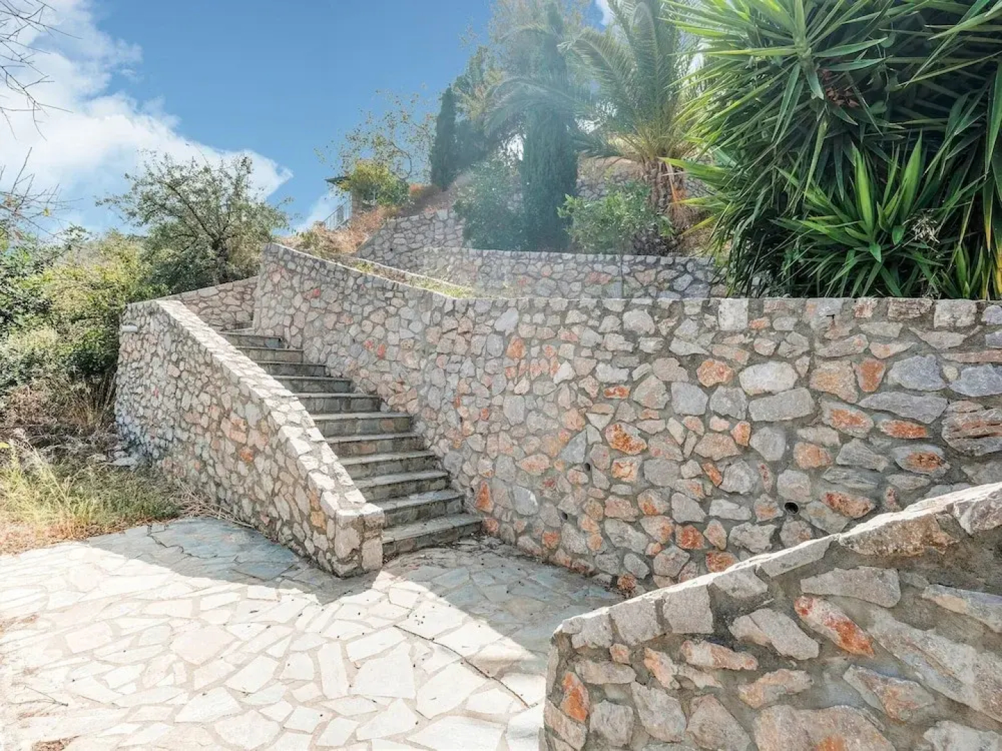 Villa in Pera Melana Near Kissakas Beach