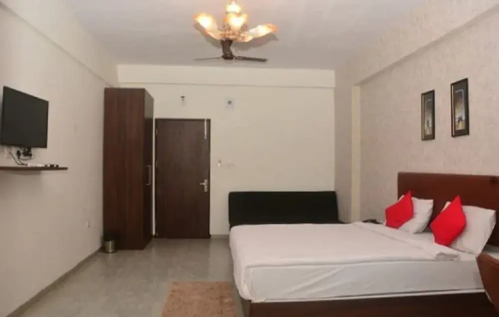 Sai Preet Service Apartment