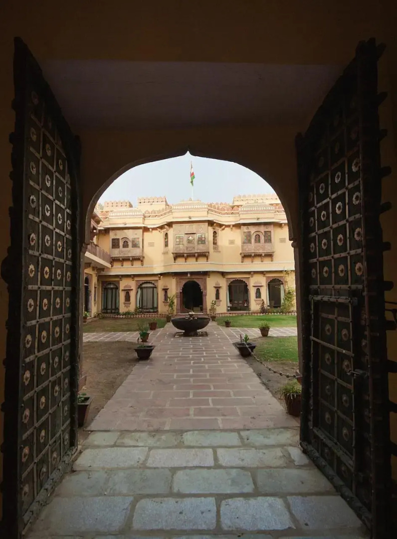 Ravla Bhenswara Hotel