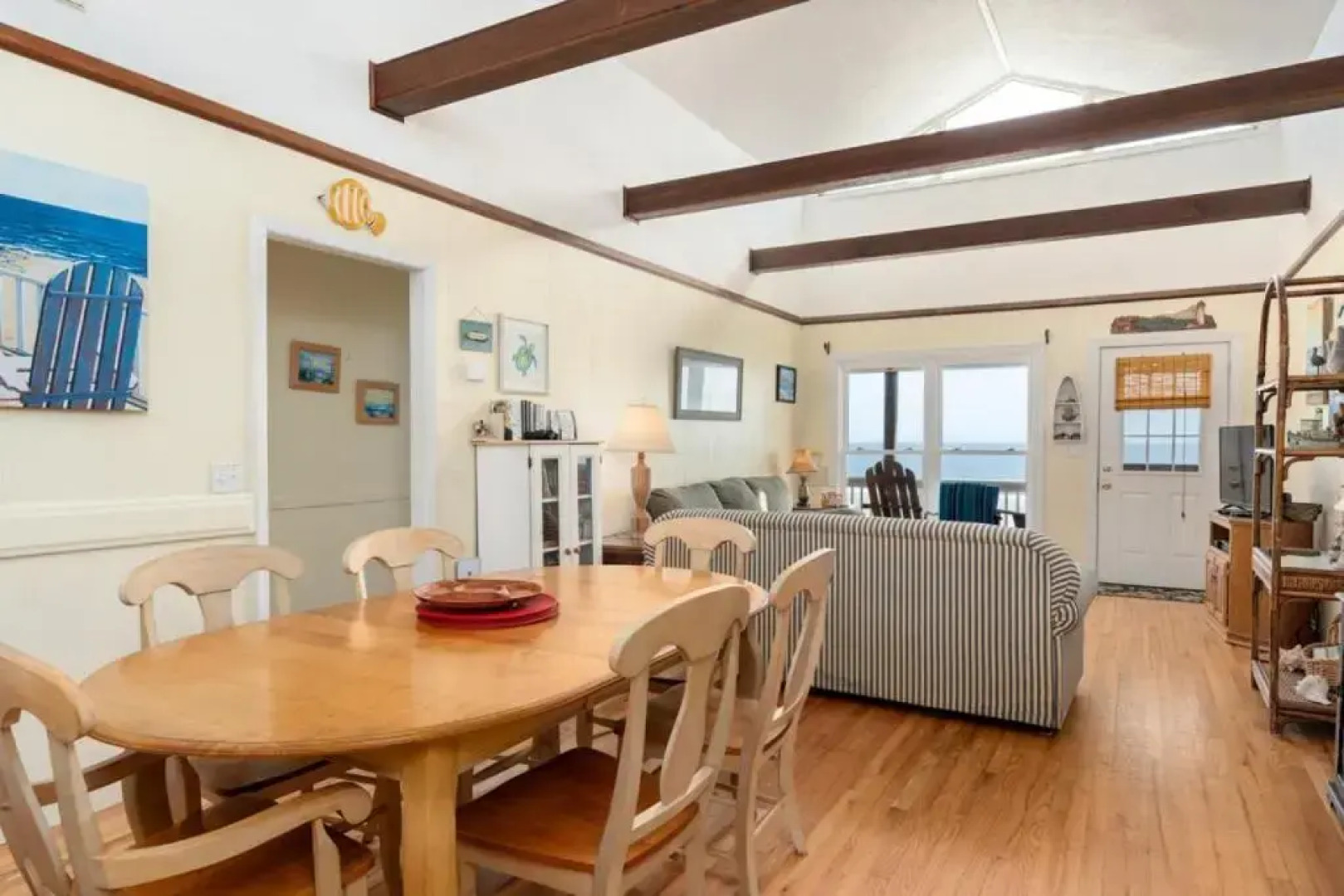 A Summer Fling by Oak Island Accommodations