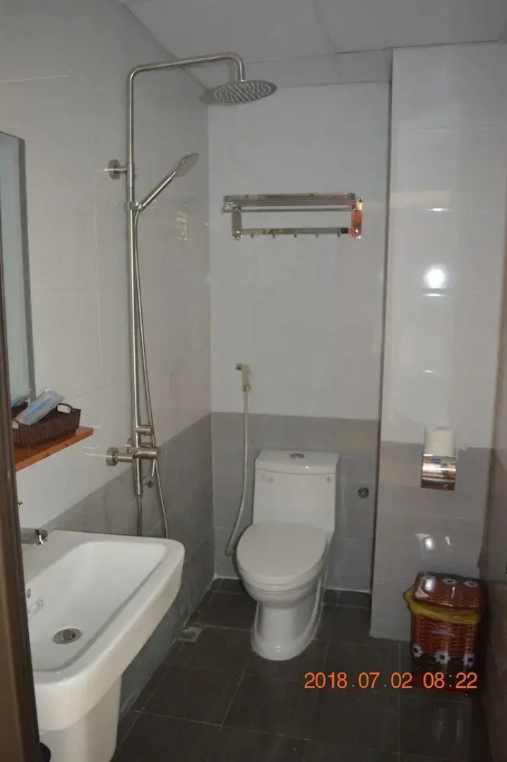 Son Doong Riverside Homestay