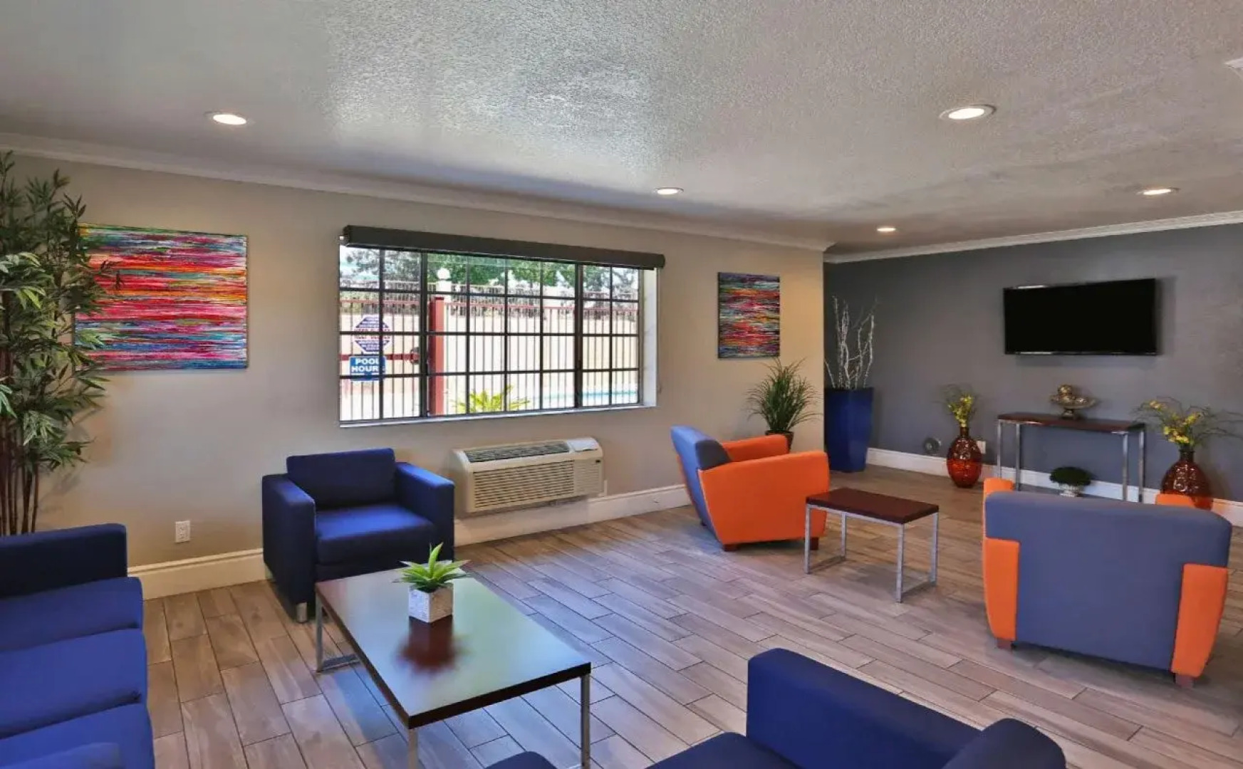 Econo Lodge Fontana