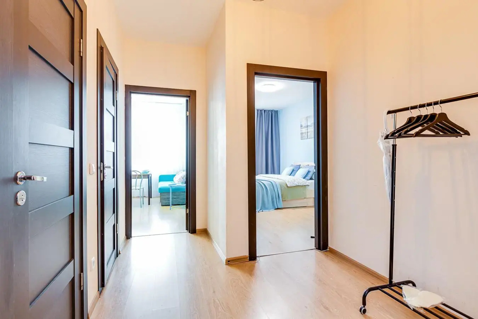 LikeHomeAparts (ЛайкХоумАпартс) на проспекте Европейский 8