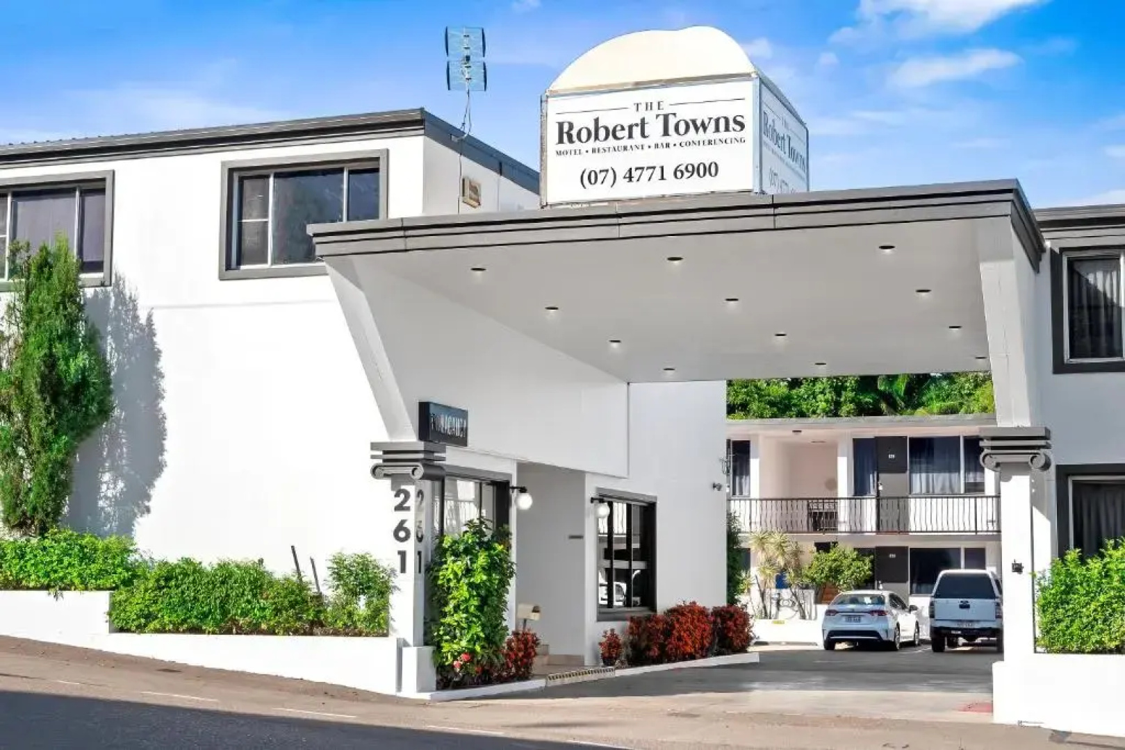 Comfort Inn Robert Towns