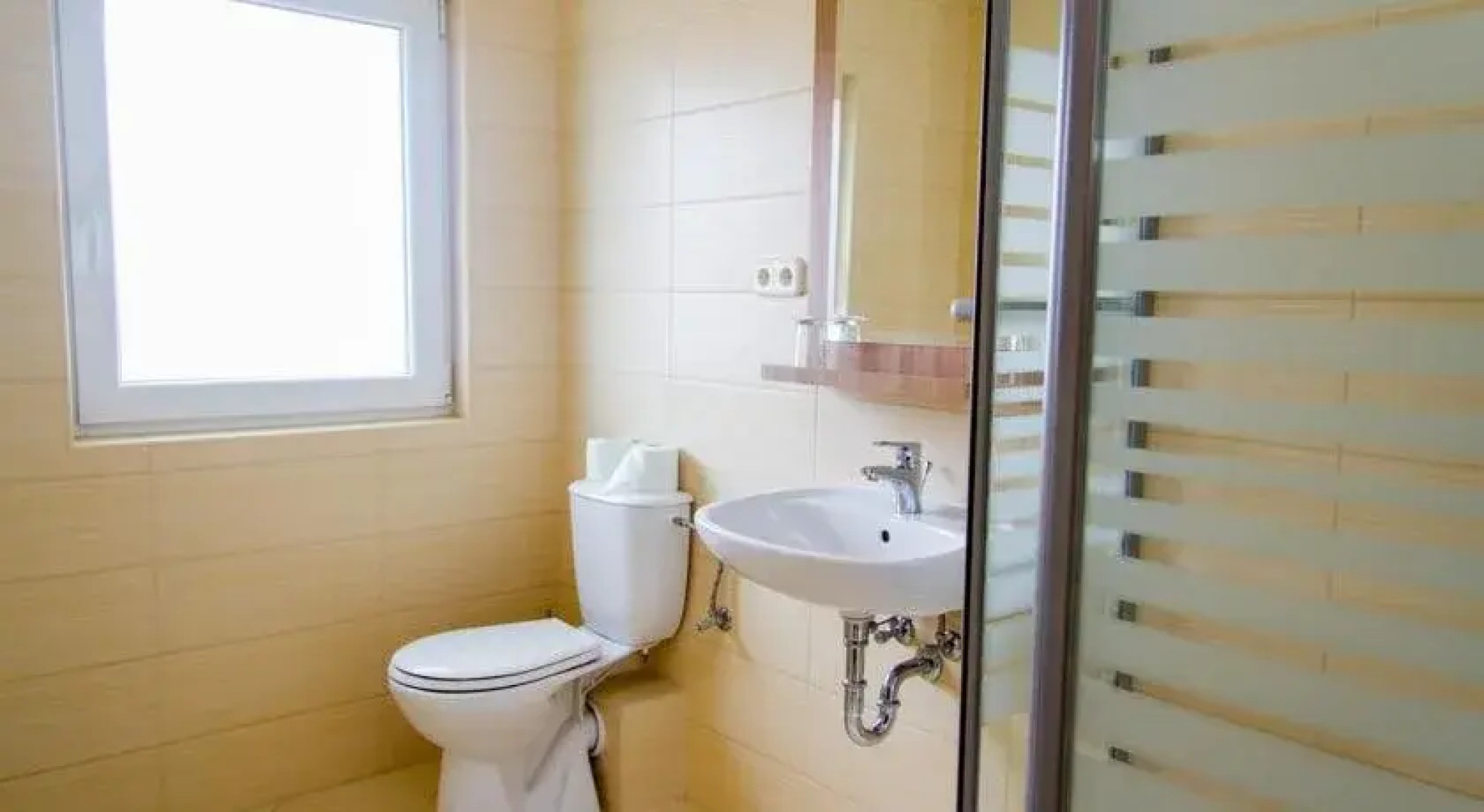 Corvina Hotel-Restaurant