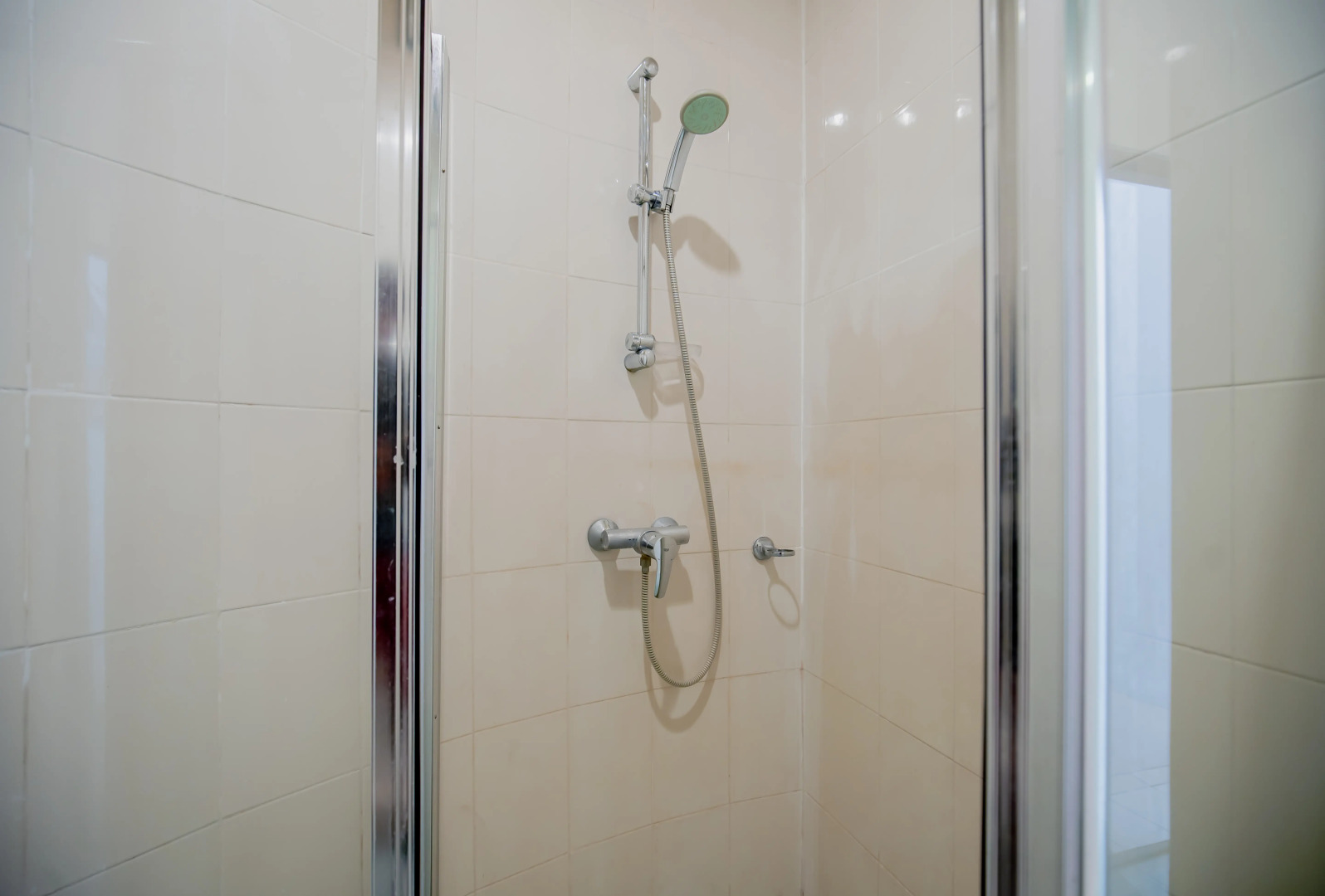 Phuket Leelavadee Hua Ting Resort