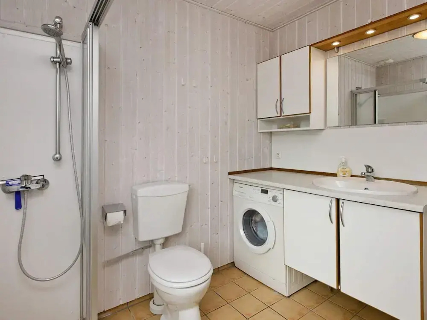 8 Person Holiday Home in Gelting