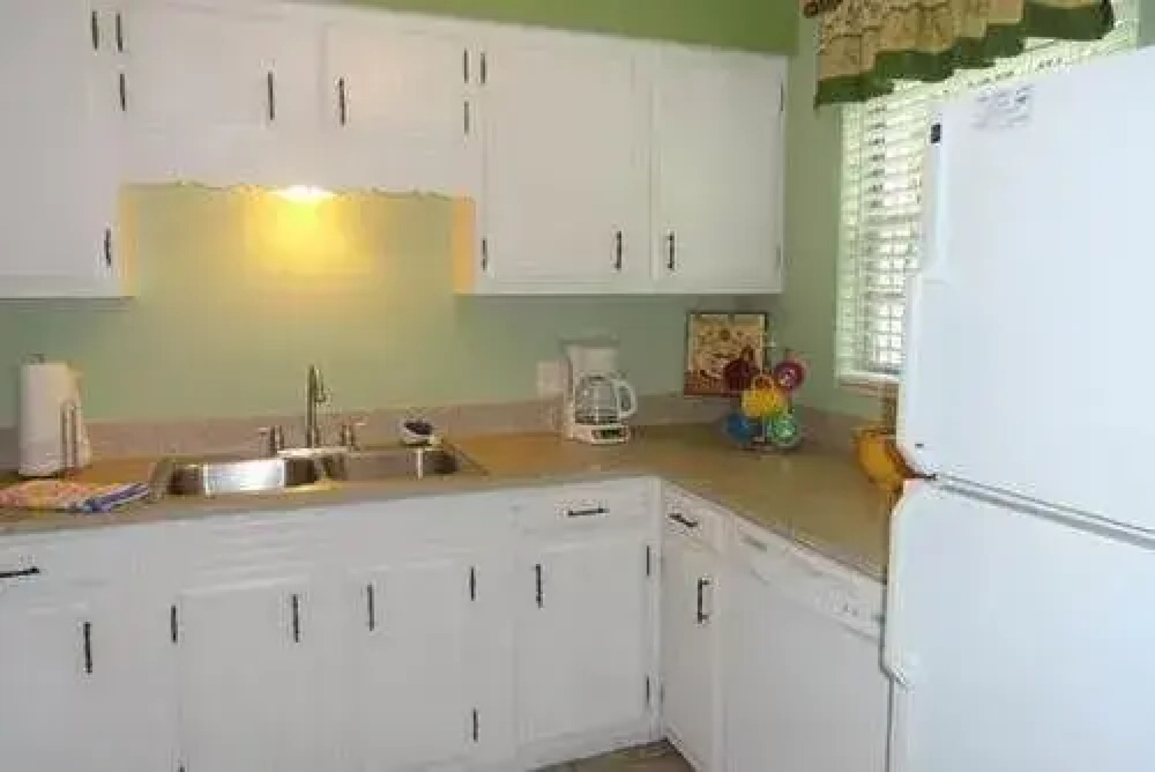 Blue Dolphin Inn by Island Vacation Properties