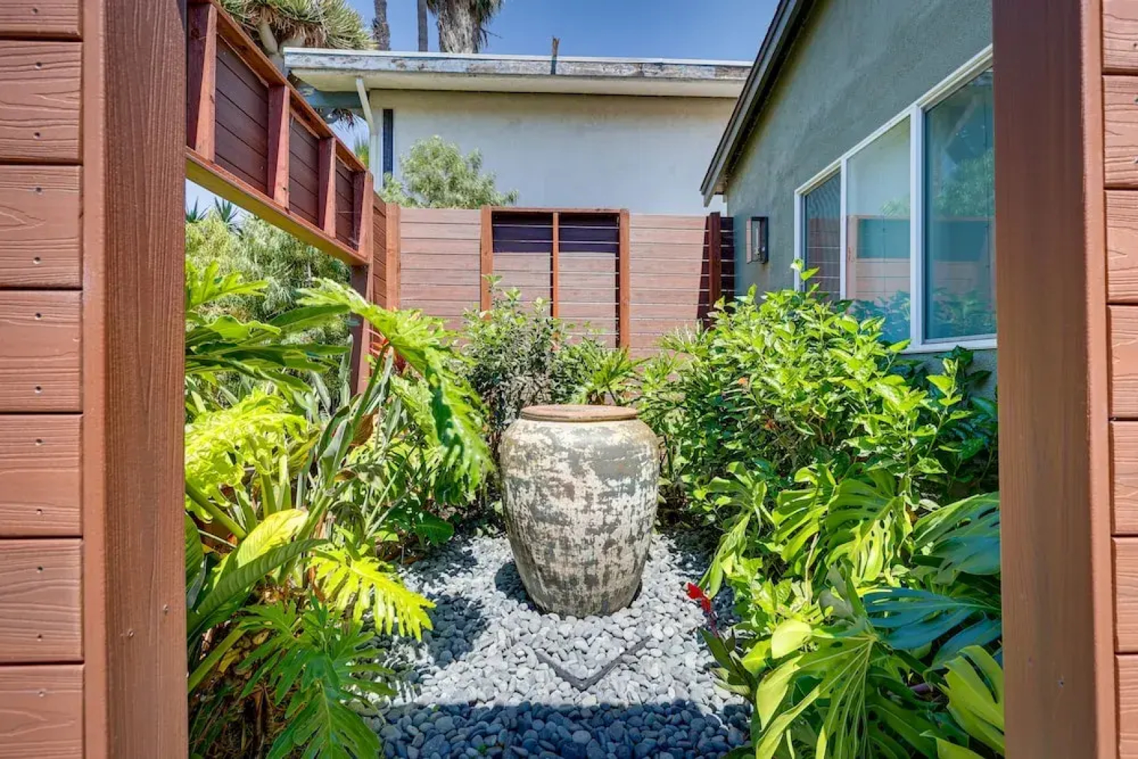 Hawthorne Home w/ Covered Patio & Basketball Court