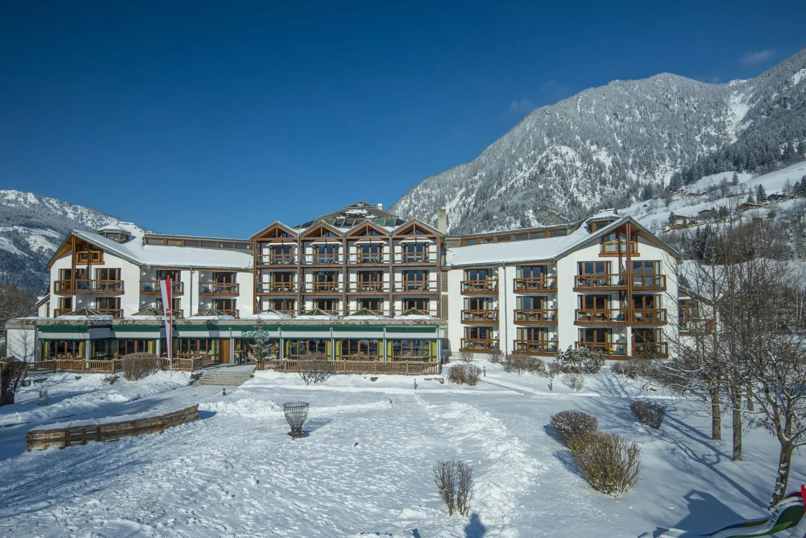 Hotel Das Gastein - including Alpentherme entrance all year and including "Gasteiner Bergbahnen" during summer season