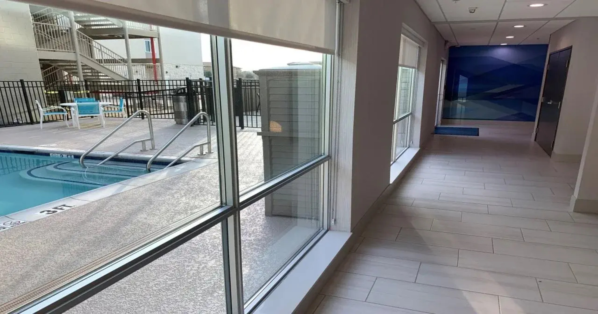 Holiday Inn Express & Suites Dallas NW - Farmers Branch by IHG