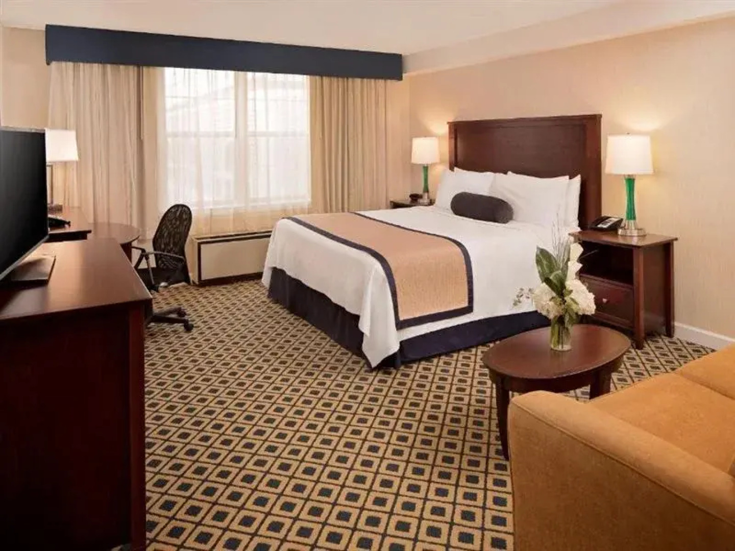 Westford Regency Inn & Conference Center