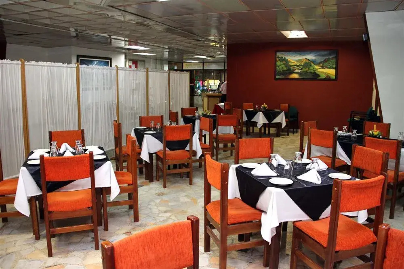 Hotel Suarel Center