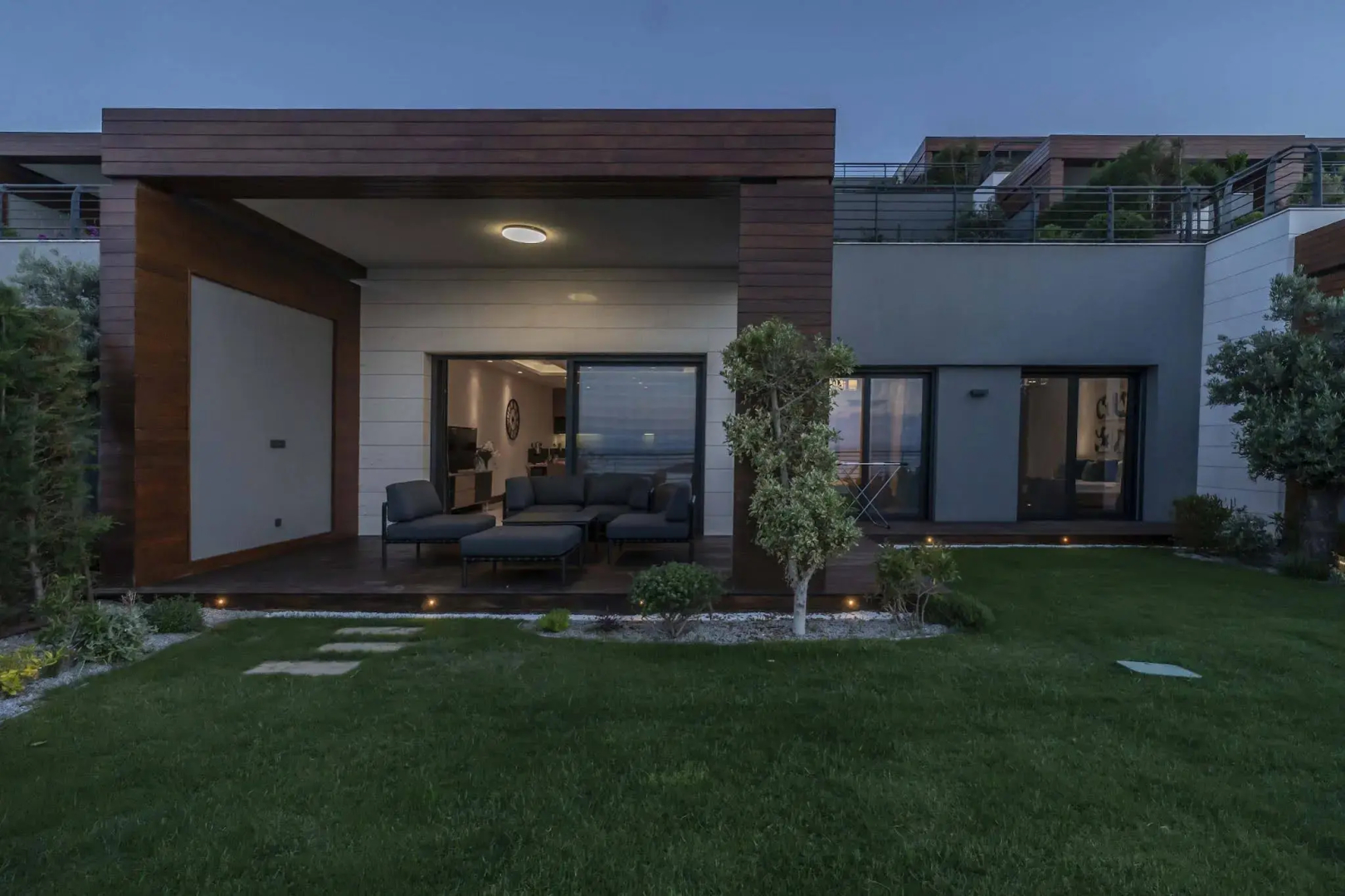 Red Rock Hotel & Suites by Selvese