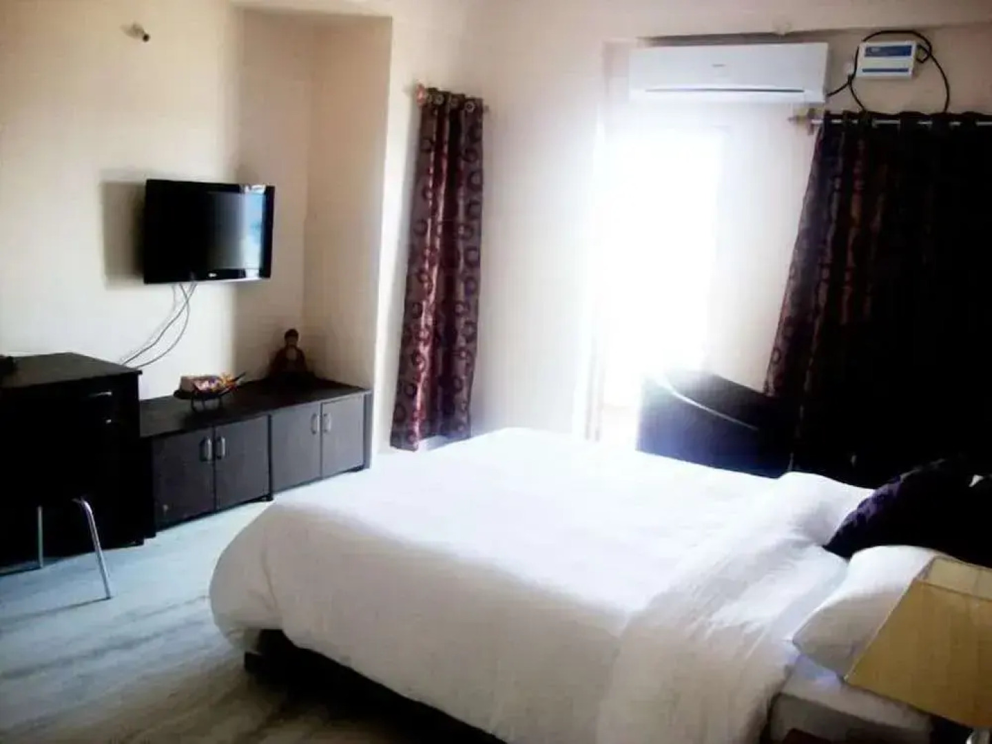 Falcons Nest Gachibowli