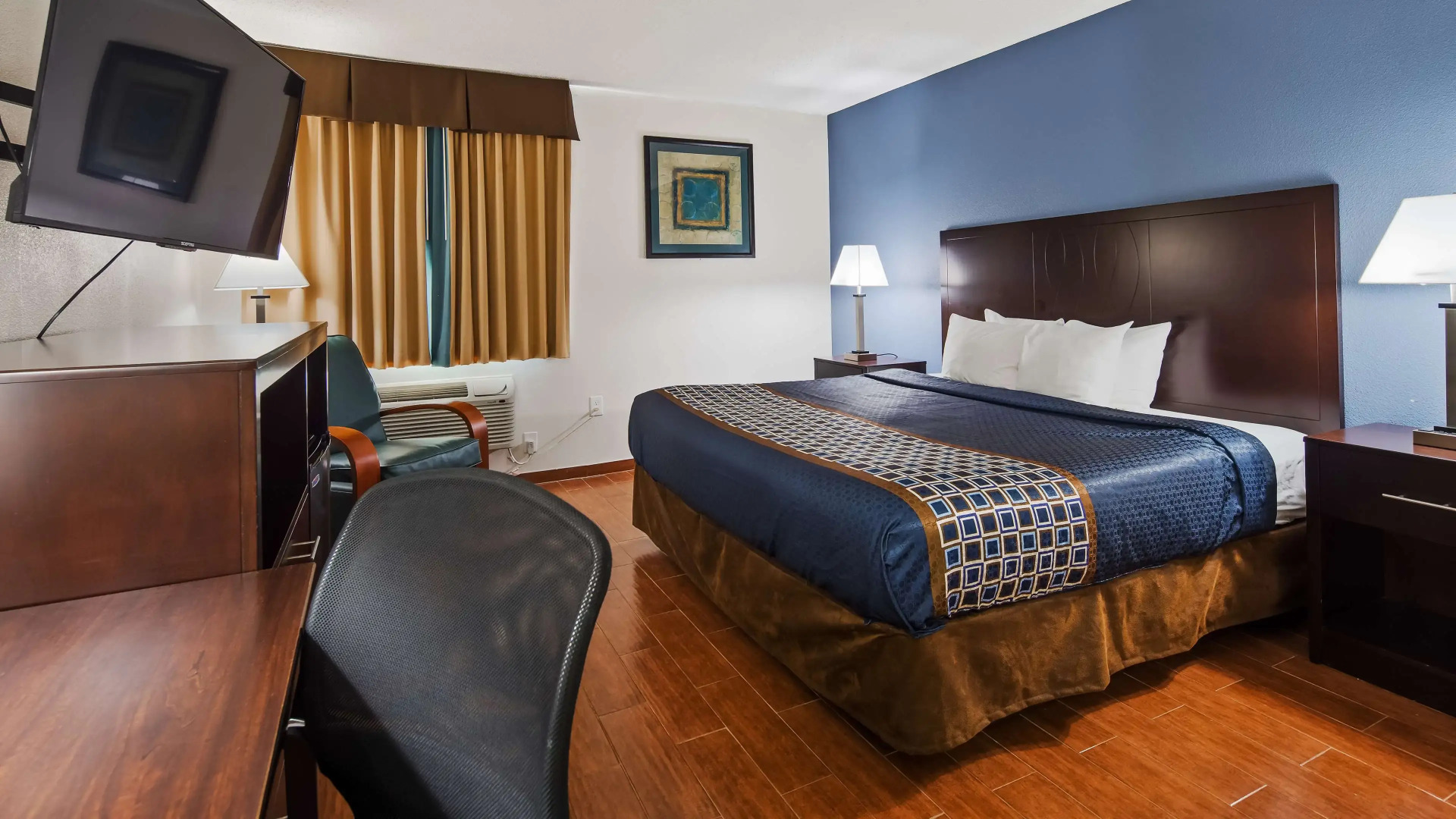 SureStay Plus Hotel by Best Western Lubbock Medical Center