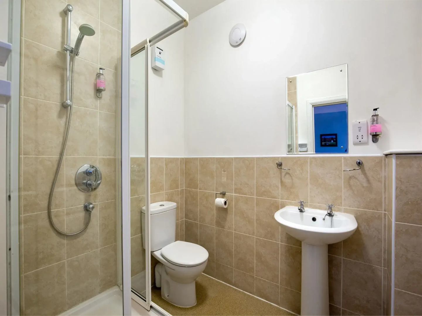 OYO Eastbank Hotel, Speyside Scotland