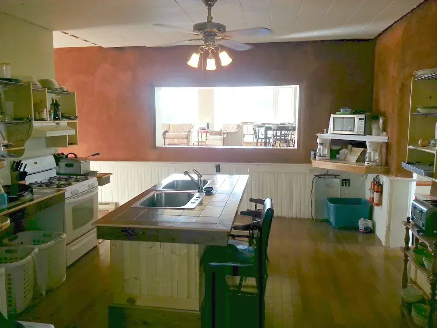 8 bedroom Shamrock Beach Cottage