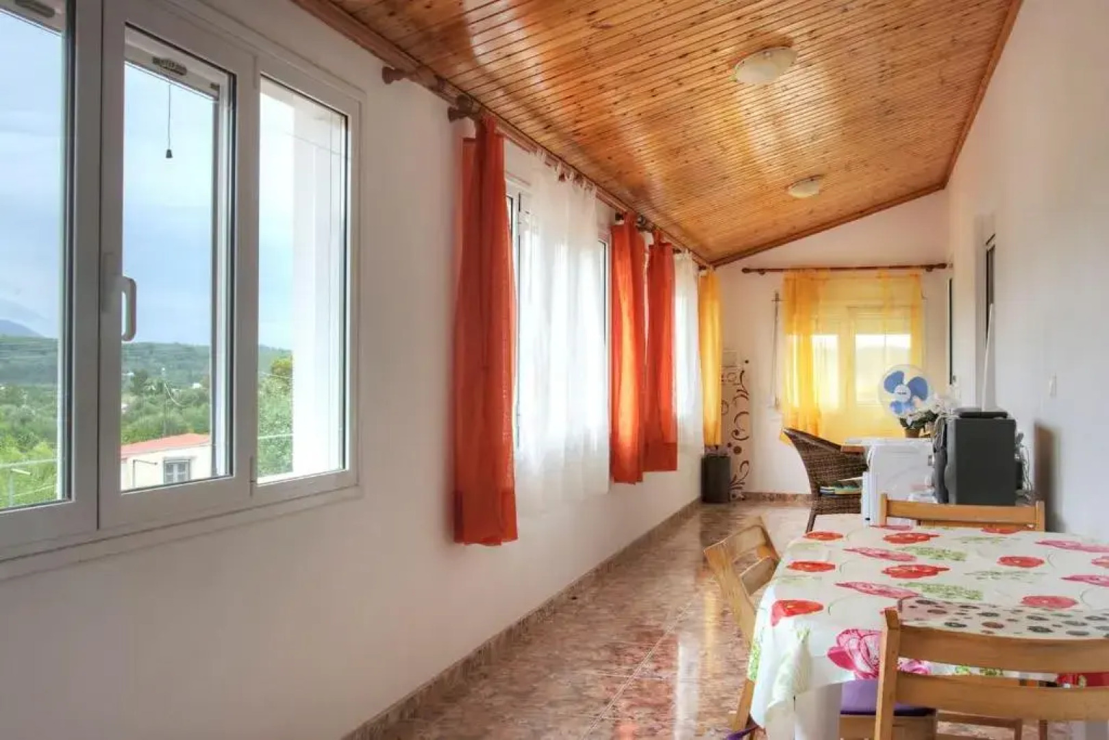 Kanakades Village House