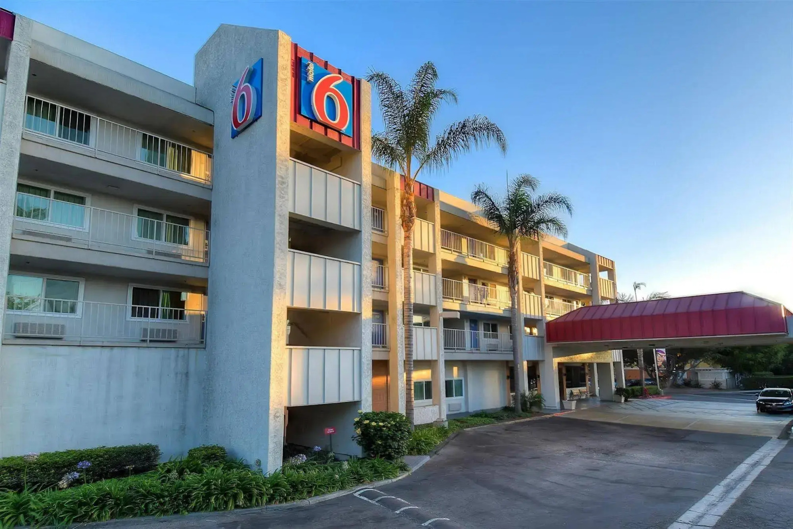 Motel 6 Anaheim Maingate