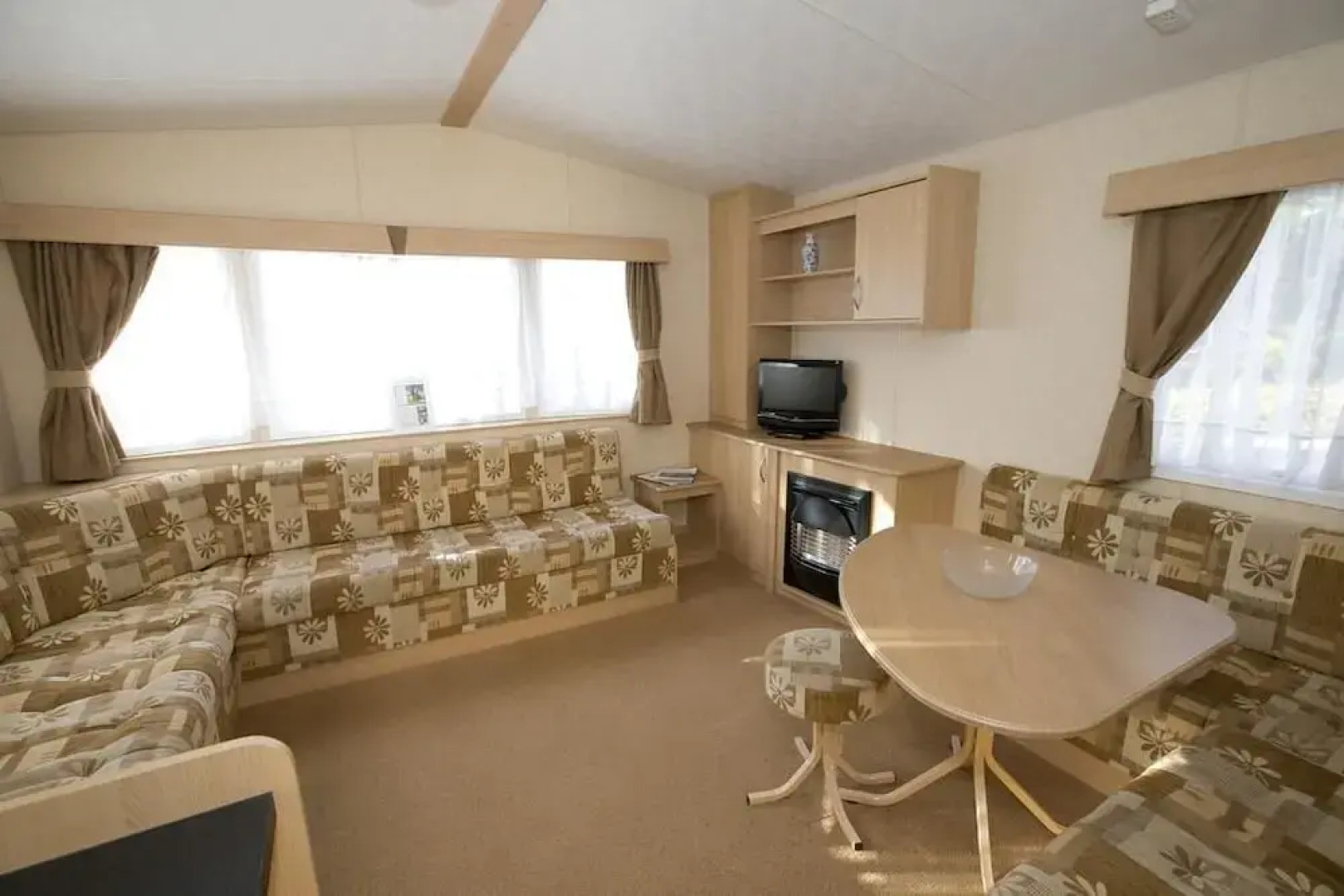 Linnhe Lochside Holidays