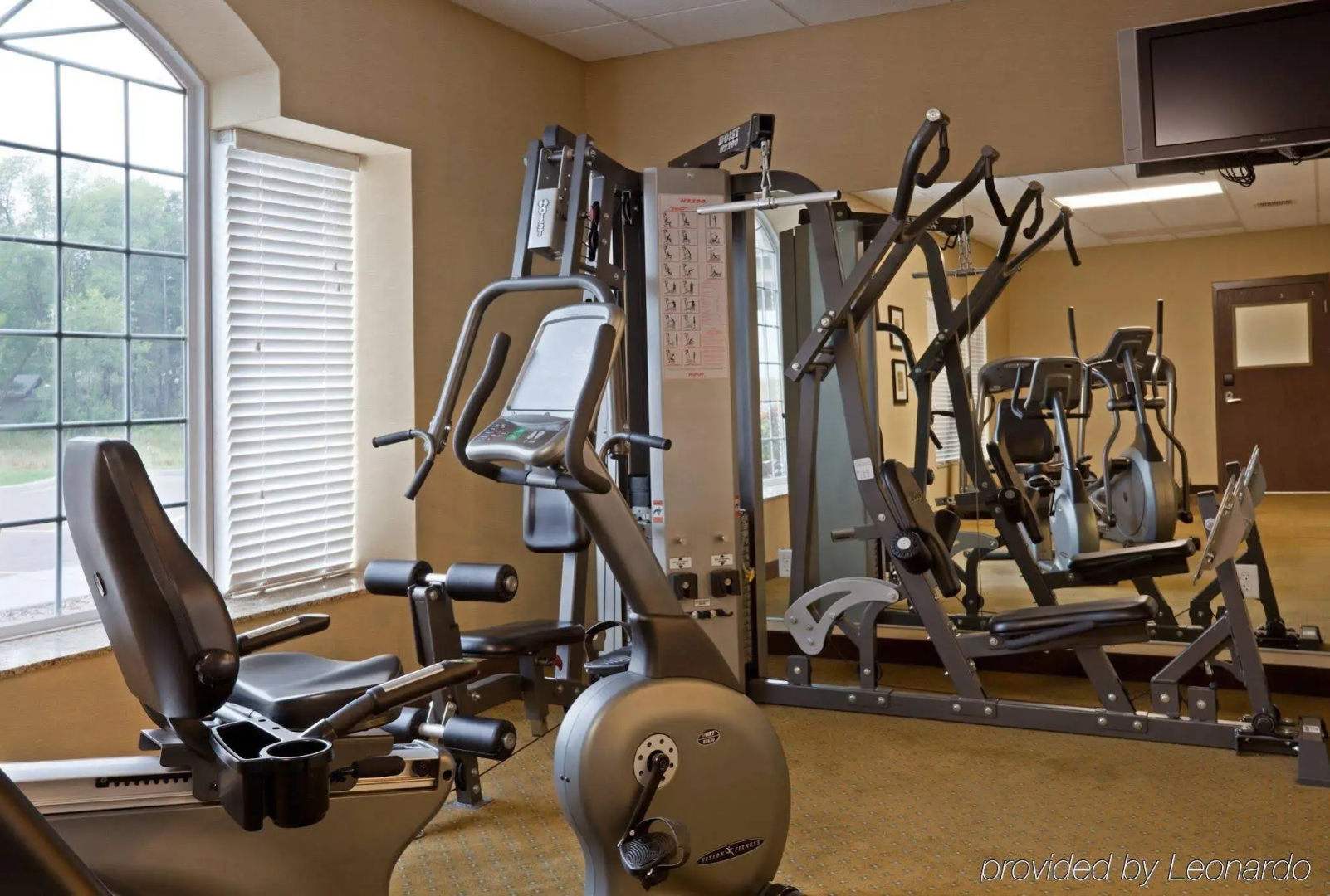 Holiday Inn Express & Suites Eau Claire North by IHG
