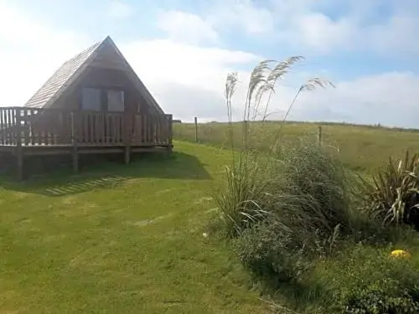 Swan View Lodge - North Uist